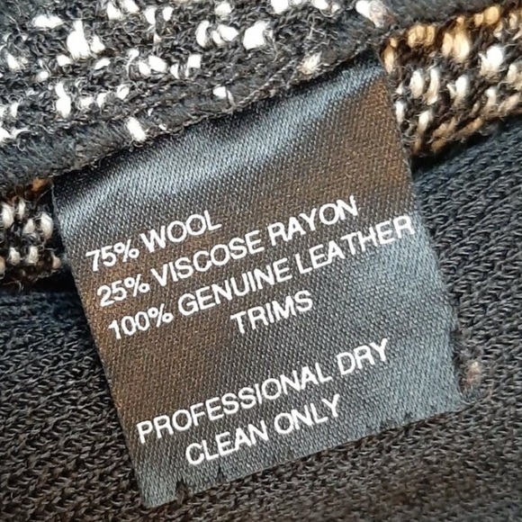 St. John Collection Black and Gray Marbled Wool Blend Knit & Leather Trim Blazer - Picture 3 of 10